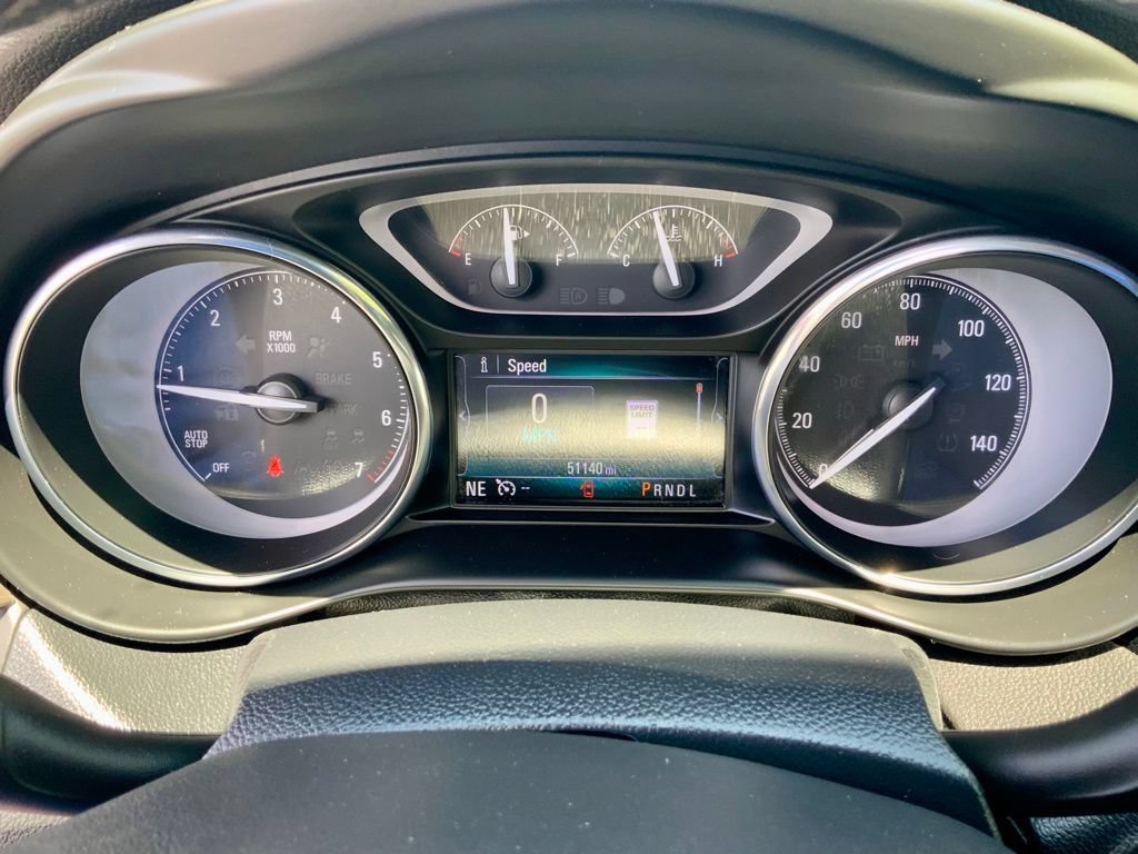 Used 2020 Buick Envision Essence FWD image 24