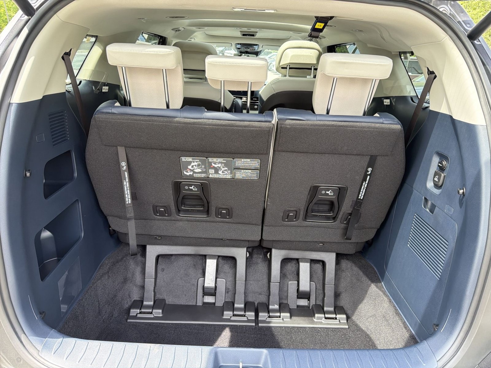 New 2026 Kia Carnival SX Prestige FWD image 33
