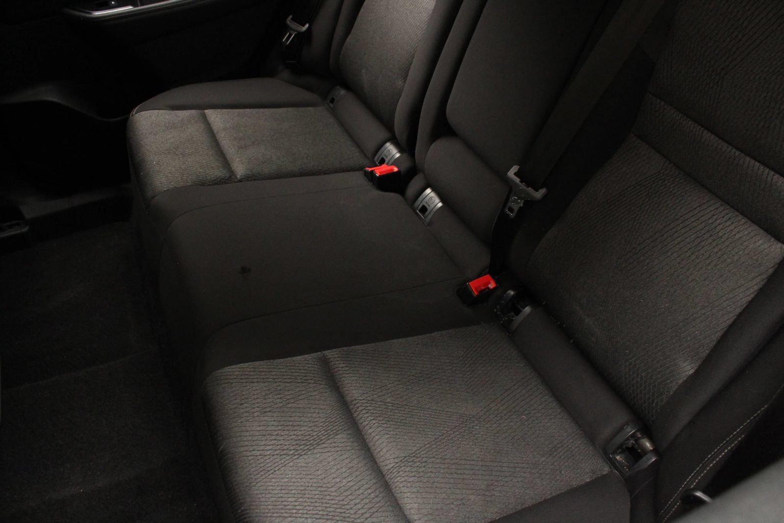 Used 2025 Nissan Rogue SV AWD/4WD image 18