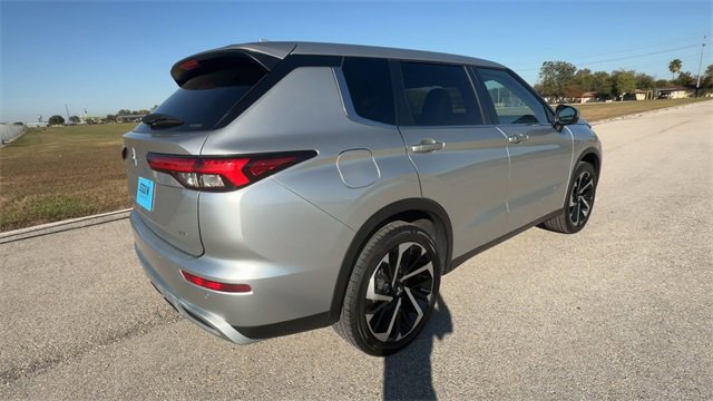 Used 2024 Mitsubishi Outlander SE image 8