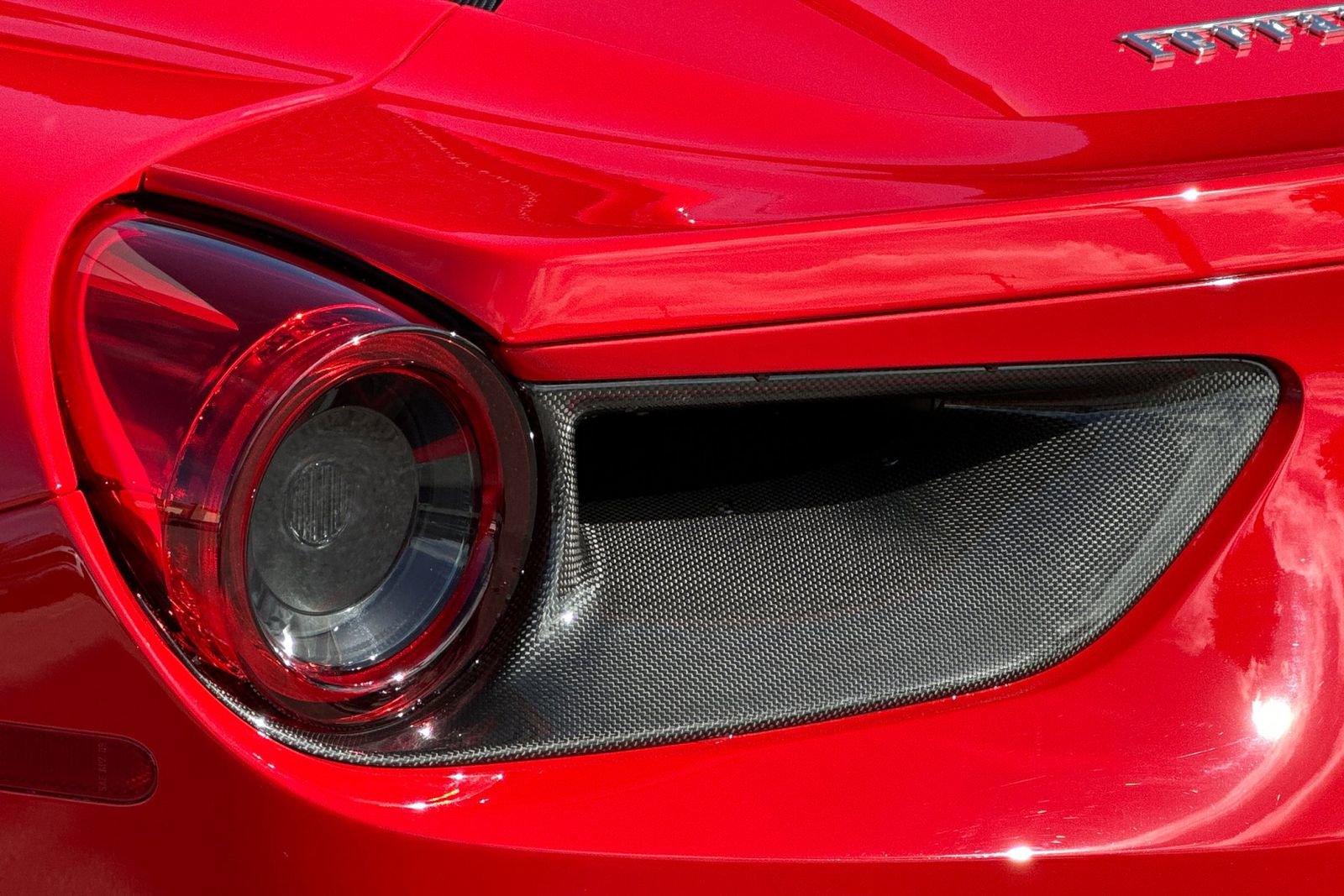 Used 2017 Ferrari 488 Spider RWD image 35