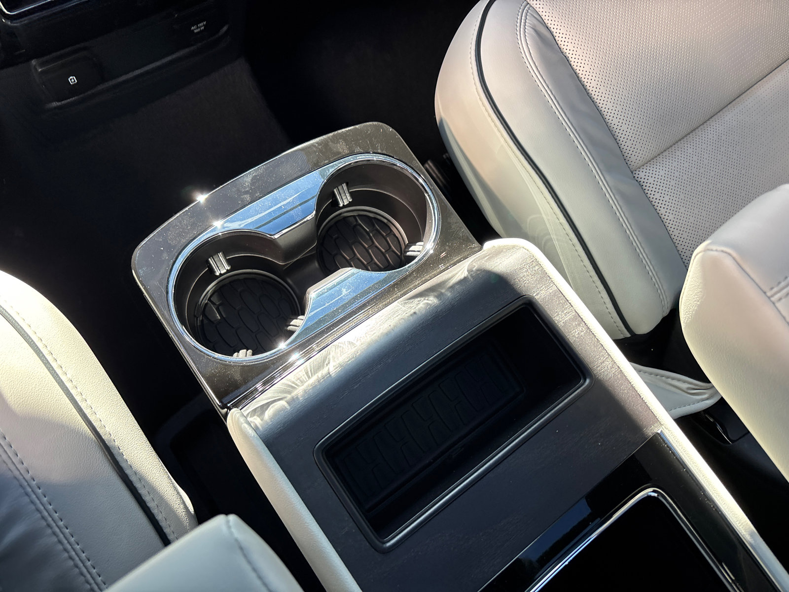 New 2026 Lincoln Aviator Black Label w/ Dynamic Handling Package image 35