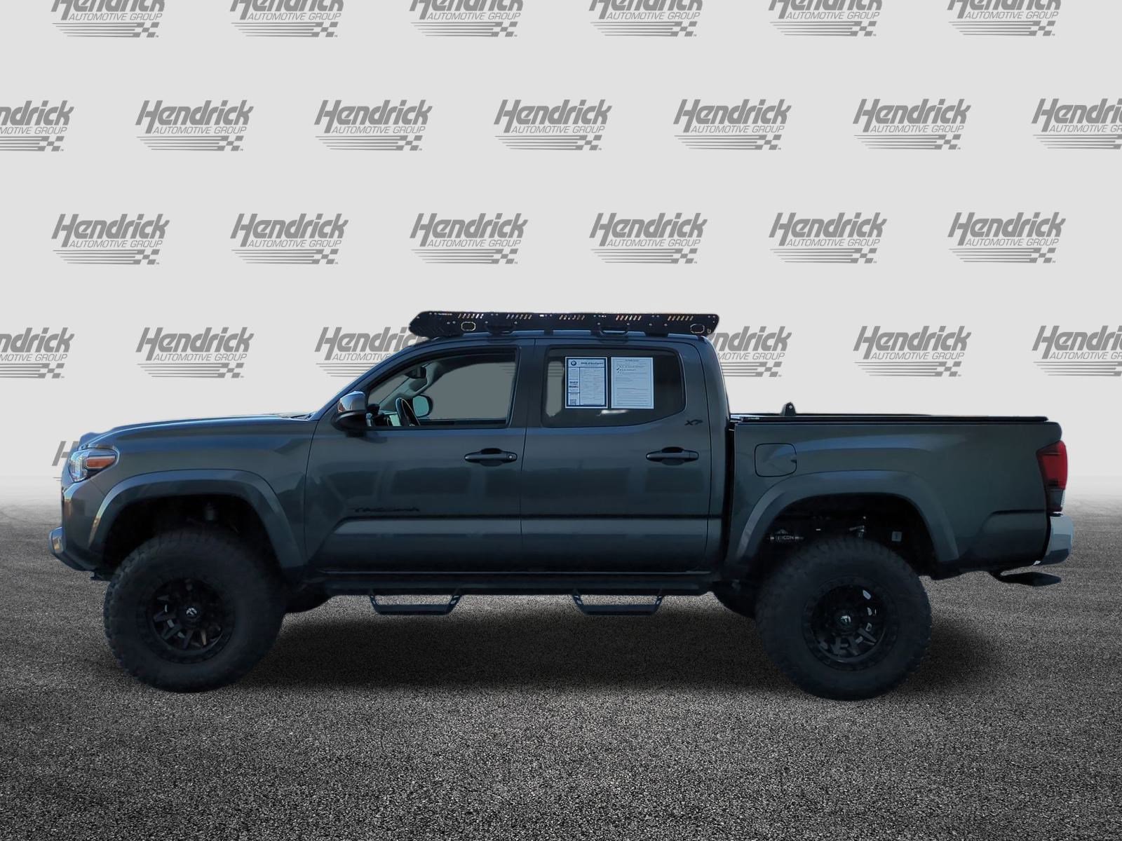 Used 2020 Toyota Tacoma SR5 image 7
