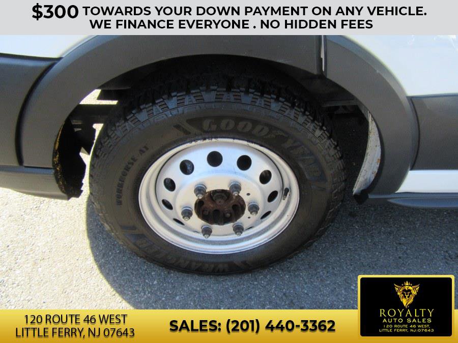 Used 2022 Ford Transit 350 148 High Roof AWD image 10