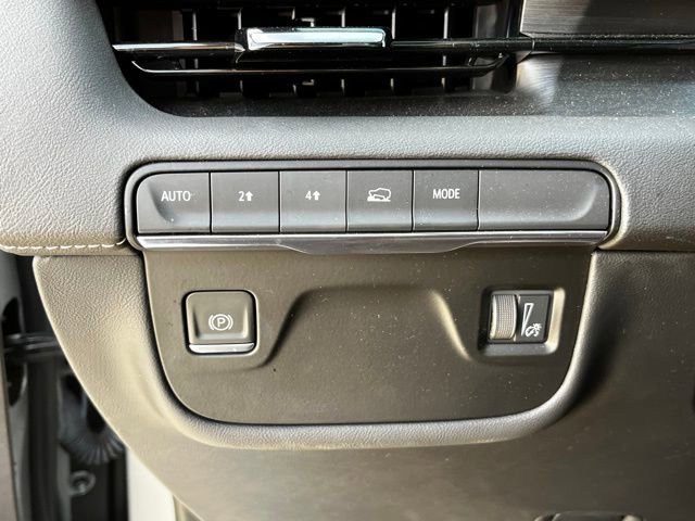 Used 2023 Cadillac Escalade Premium Luxury image 25