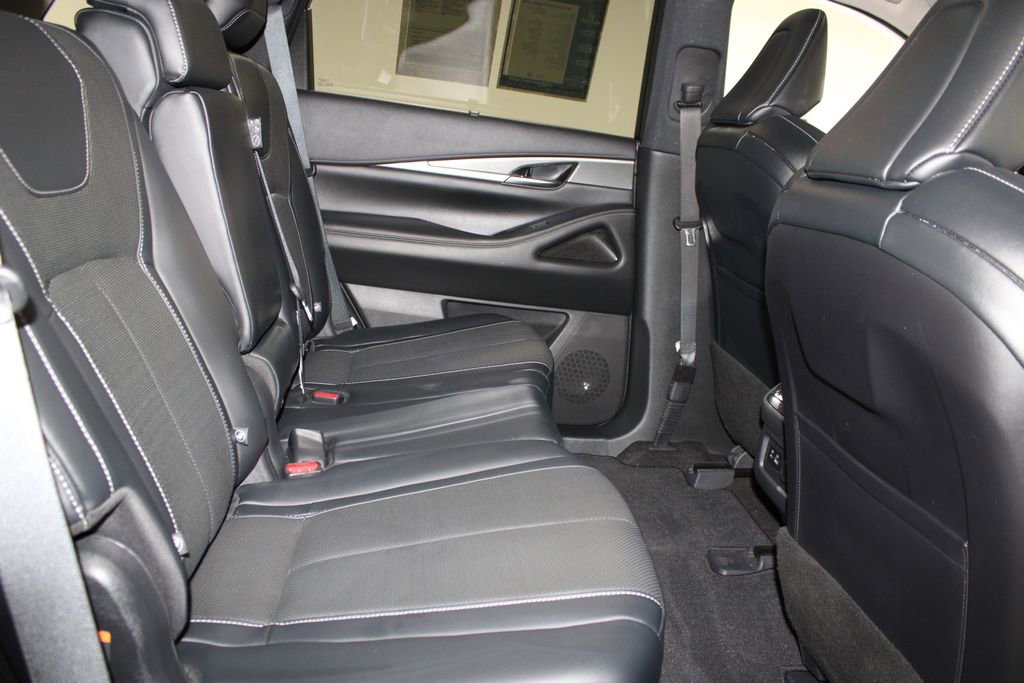 Used 2023 INFINITI QX60 Luxe FWD image 31