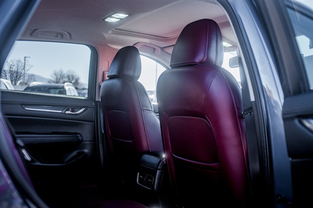 Used 2023 MAZDA CX-5 Carbon Edition image 38