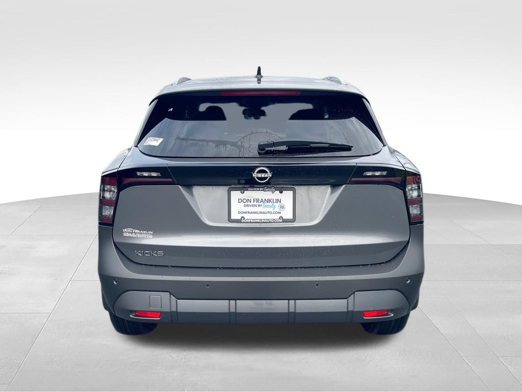 New 2026 Nissan Kicks SV FWD image 7