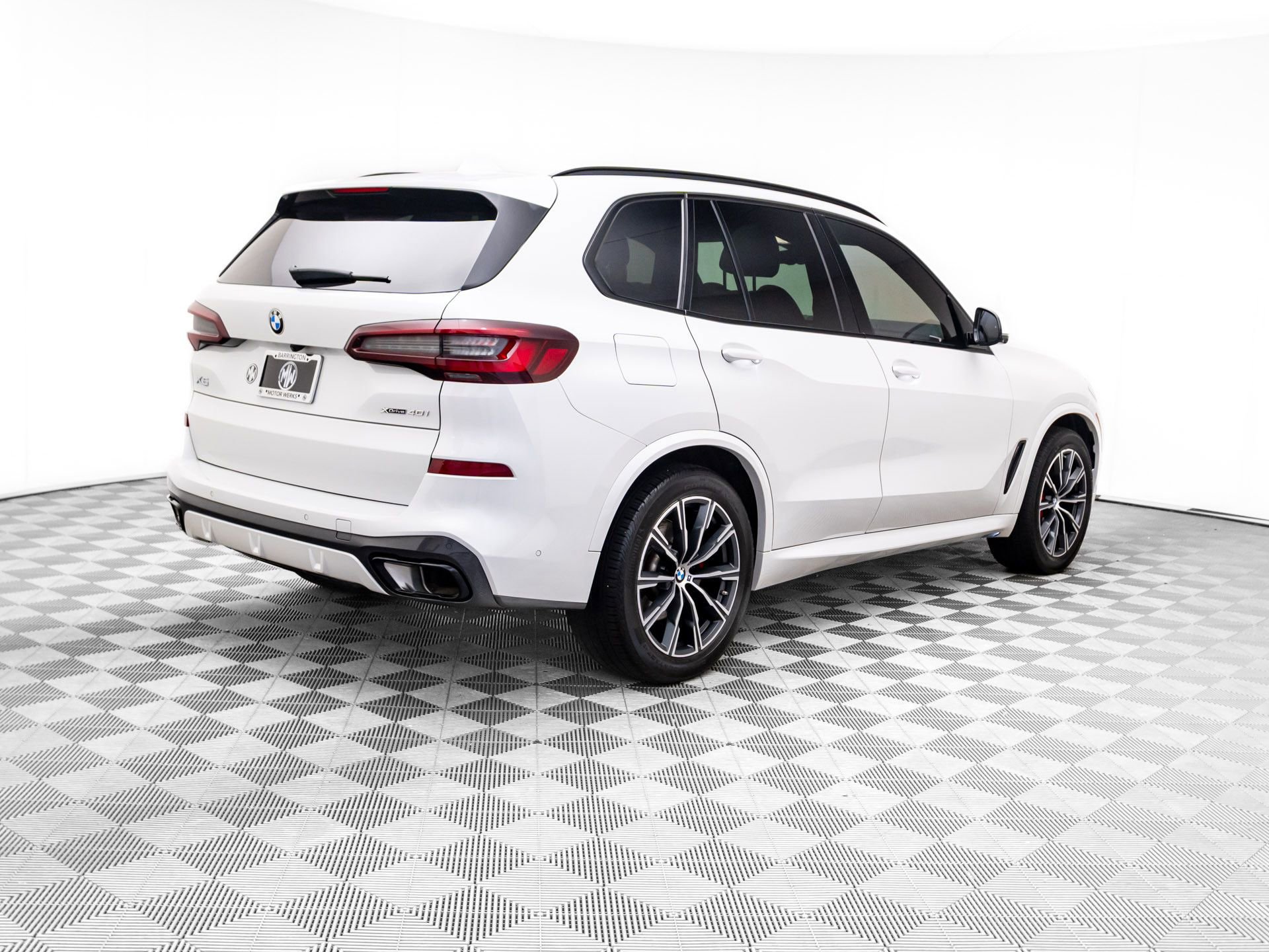 Certified 2023 BMW X5 xDrive40i w/ M Sport Package image 5