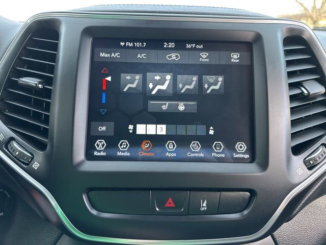 Used 2022 Jeep Cherokee Latitude image 33