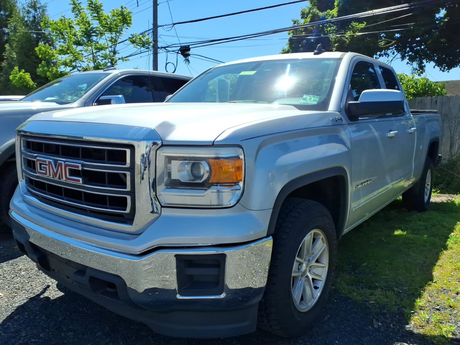 Used 2015 GMC Sierra 1500 SLE AWD/4WD image 4
