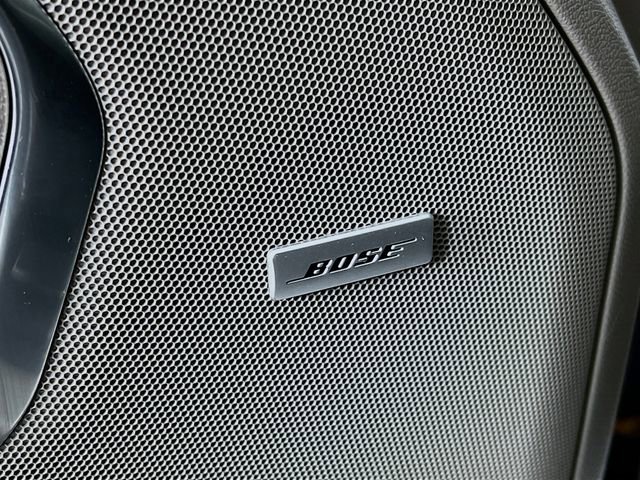 Used 2022 GMC Yukon XL SLT w/ SLT Luxury Package image 35