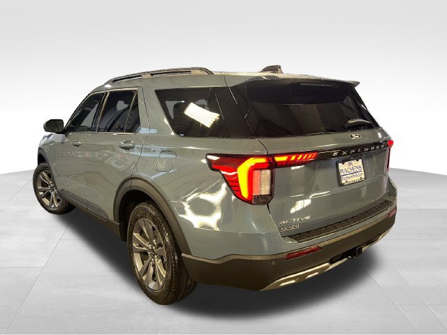 New 2027 Ford Explorer Active AWD/4WD image 4
