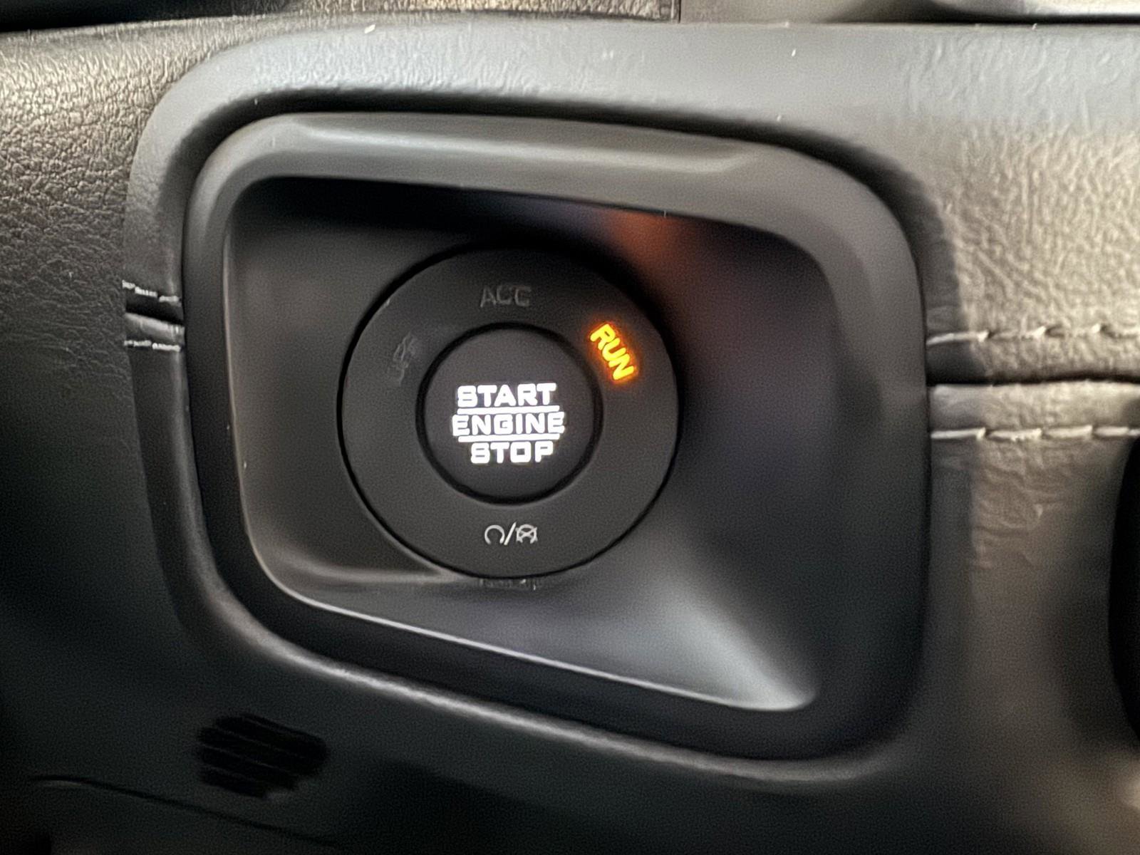 Used 2024 Jeep Wrangler Rubicon w/ XTREMEE 35" Tire Package image 16