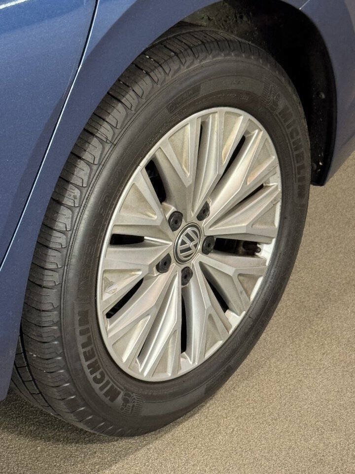 Used 2020 Volkswagen Jetta S w/ Driver Assistance Package FWD image 17