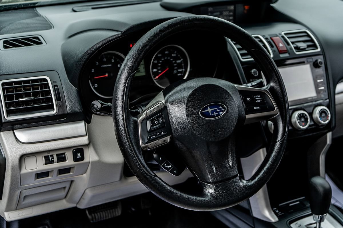 Used 2016 Subaru Forester 2.5i Premium w/ All-Weather Package AWD/4WD image 24