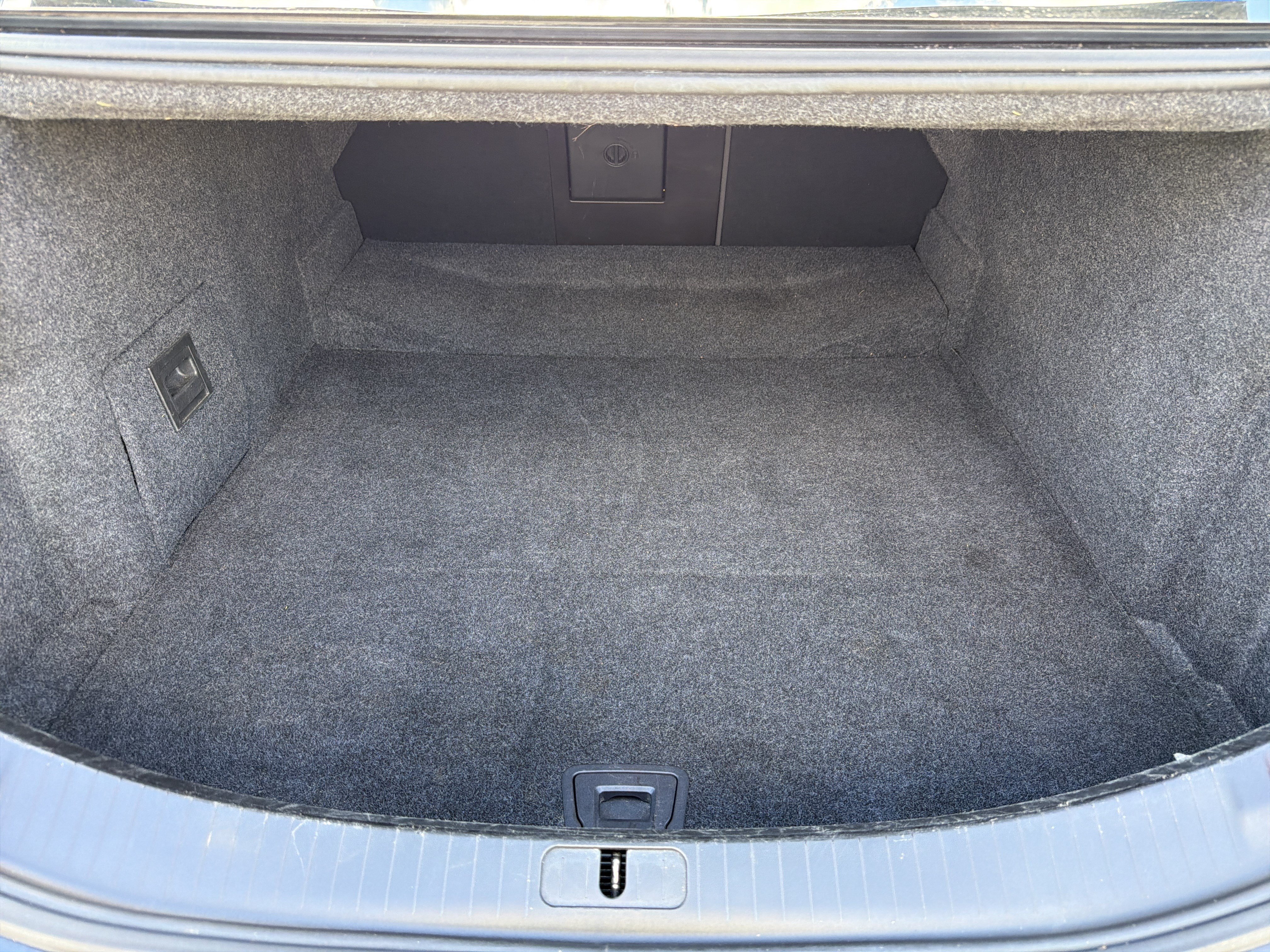Used 2016 Cadillac XTS Platinum FWD image 4
