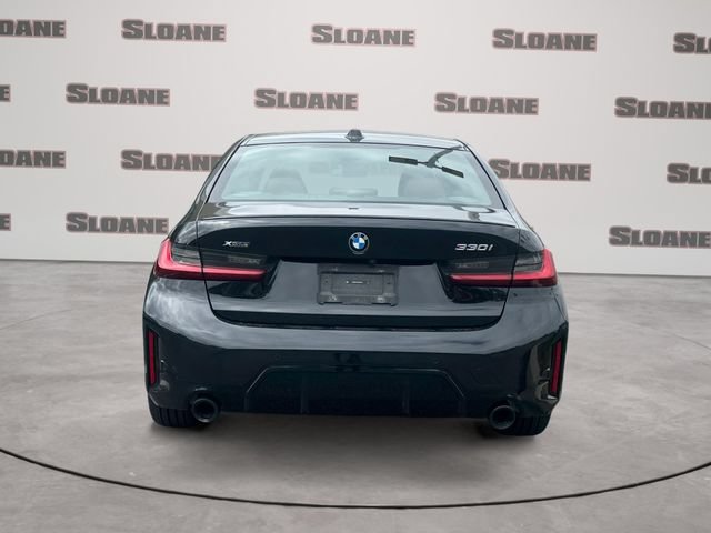 Used 2023 BMW 330i xDrive Sedan w/ M Sport Package AWD/4WD image 4