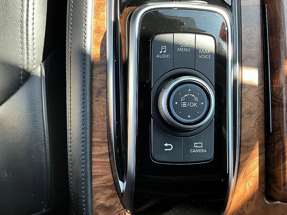 Used 2024 Nissan Armada SL image 23