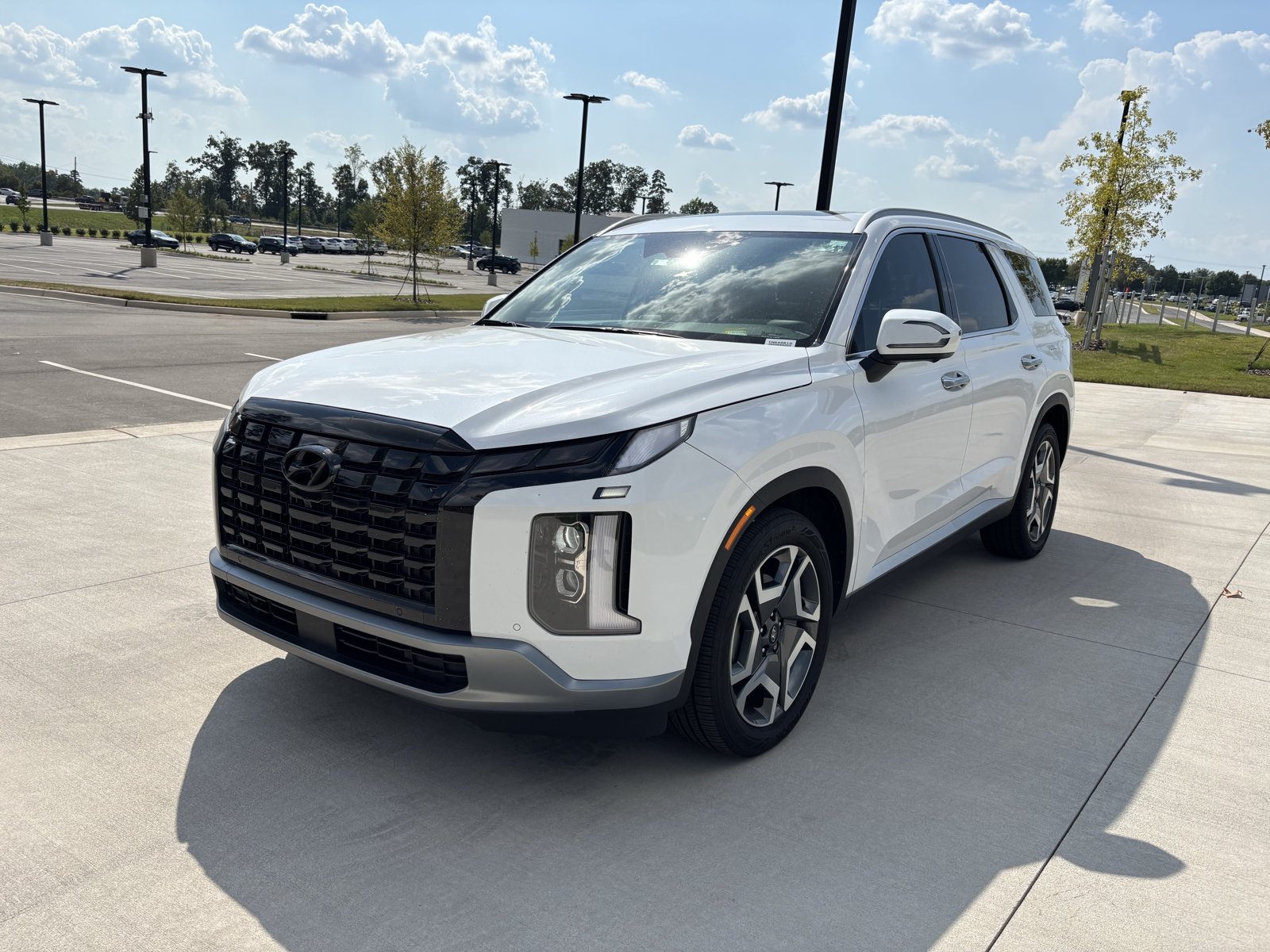 Used 2025 Hyundai Palisade SEL FWD image 4