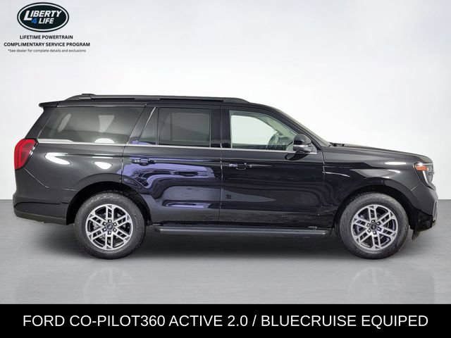Used 2025 Ford Expedition Active image 2