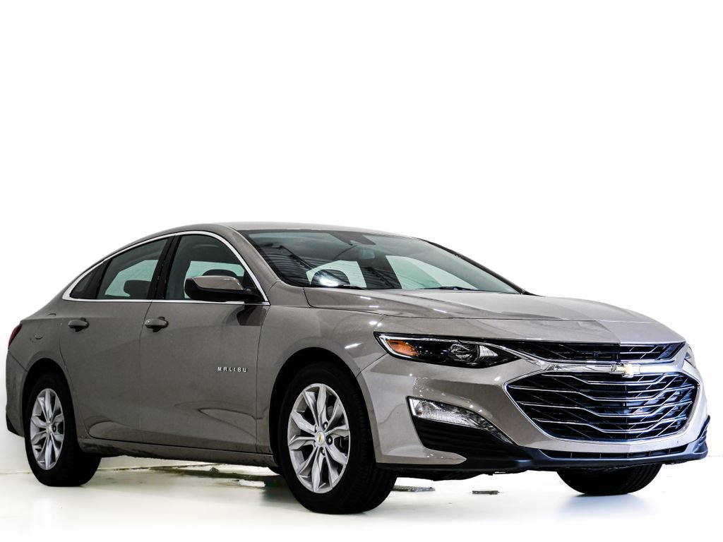 Used 2025 Chevrolet Malibu LT