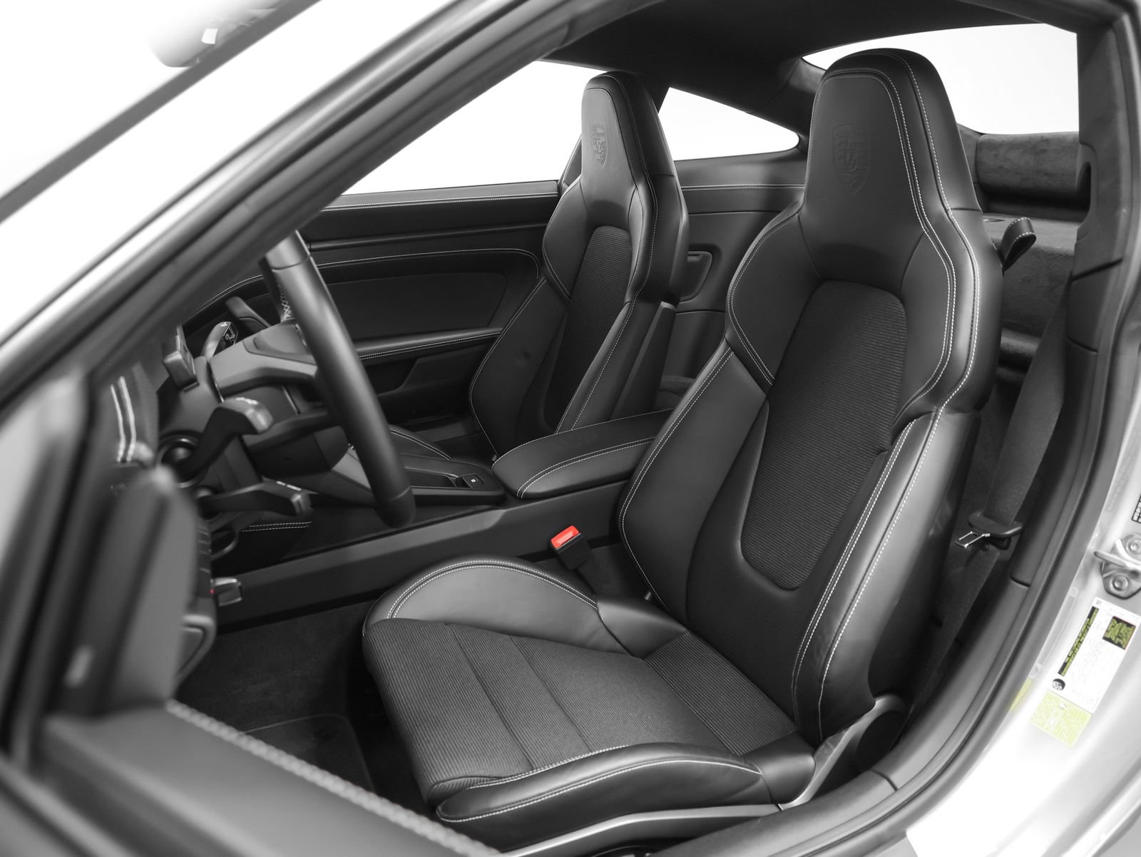 Certified 2022 Porsche 911 GT3 RWD image 5