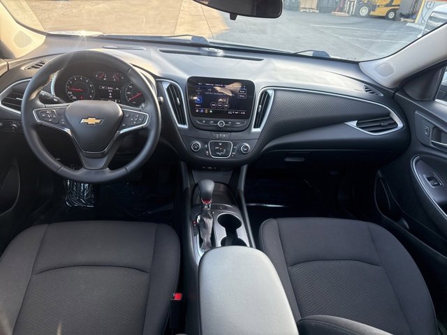 Used 2025 Chevrolet Malibu RS image 22