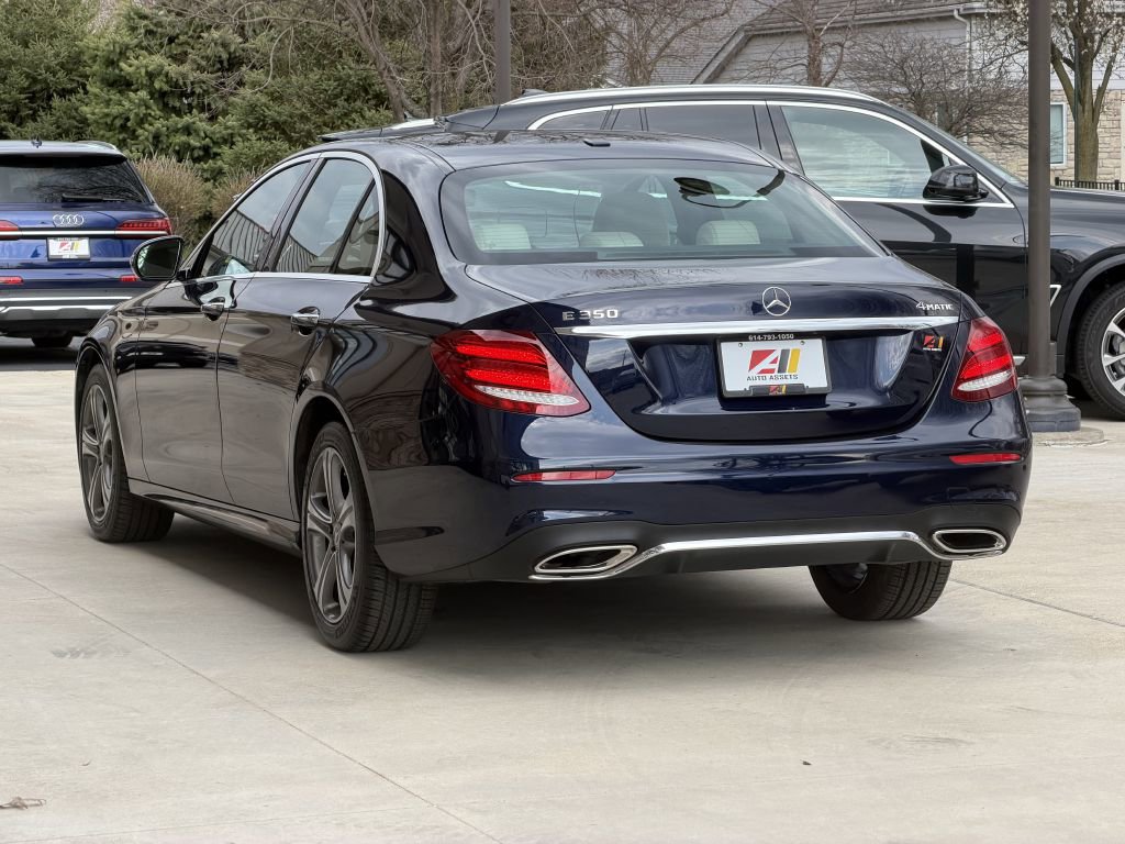 Used 2020 Mercedes-Benz E 350 4MATIC Sedan image 9
