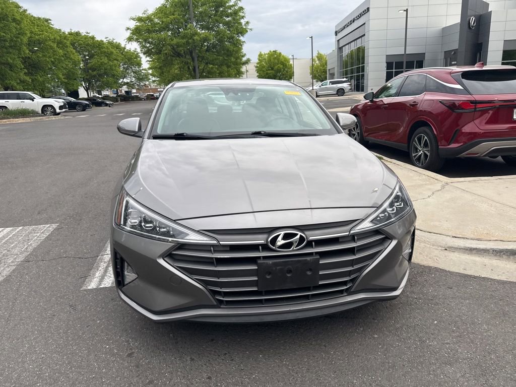 Used 2020 Hyundai Elantra Limited FWD image 2