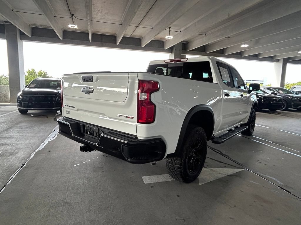 Used 2025 Chevrolet Silverado 1500 ZR2 w/ Technology Package AWD/4WD image 5