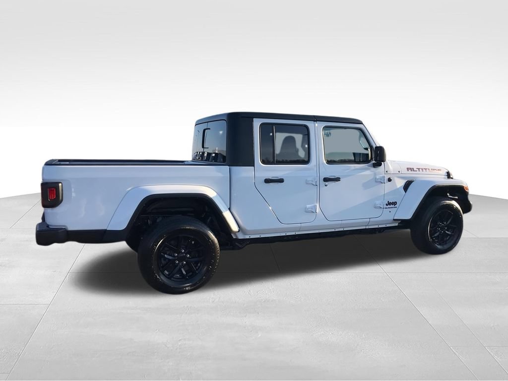 Used 2022 Jeep Gladiator Sport AWD/4WD image 8