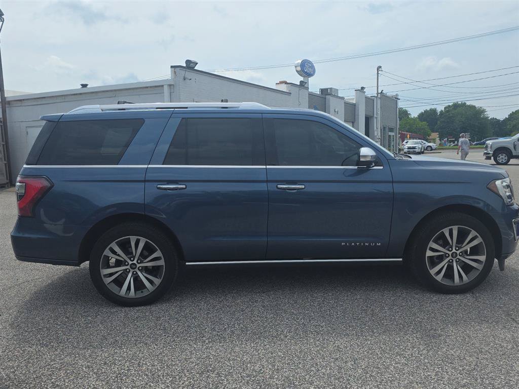 Used 2020 Ford Expedition Platinum AWD/4WD image 2
