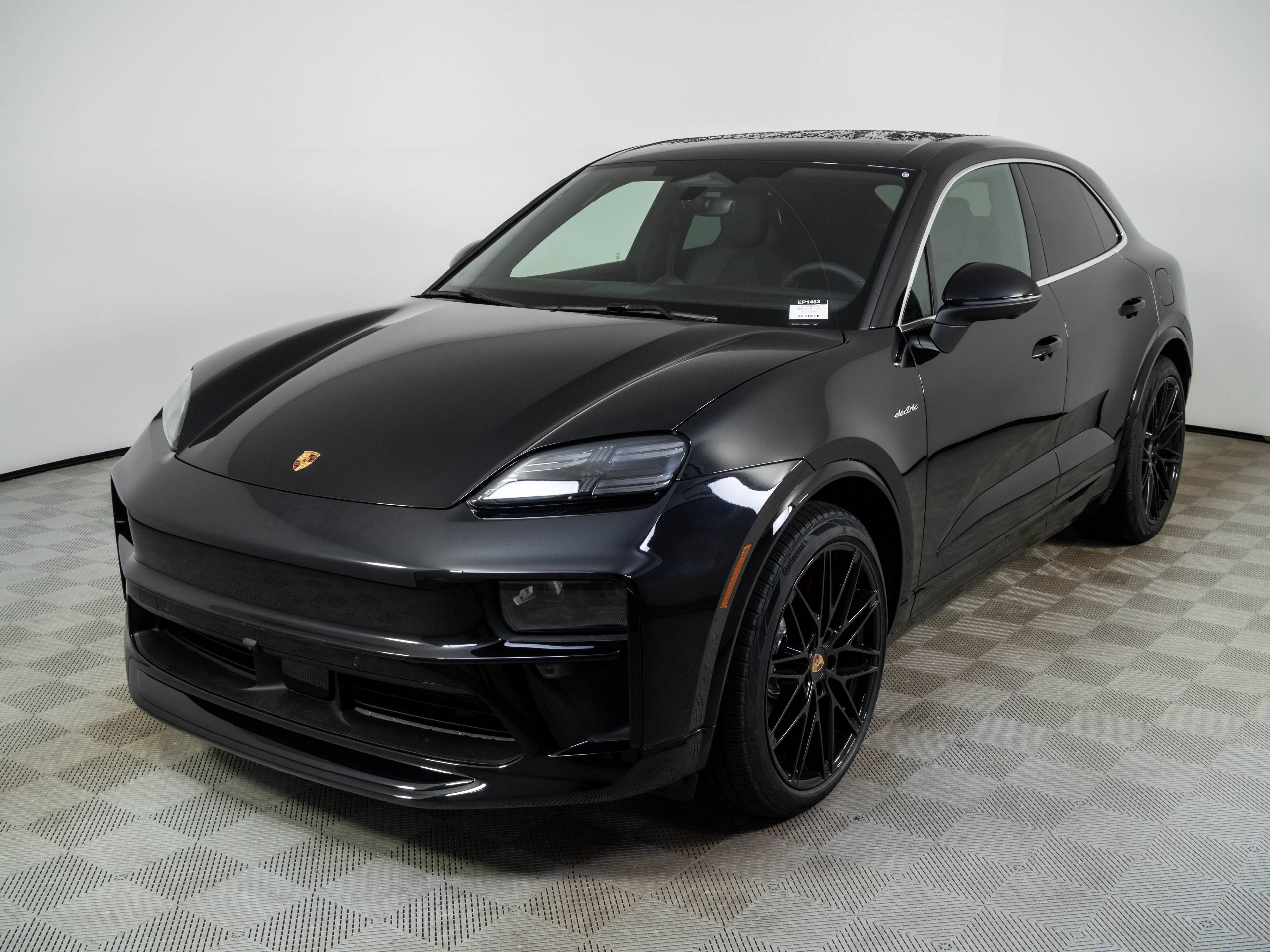 New 2026 Porsche Macan 4S Electric AWD/4WD video 1
