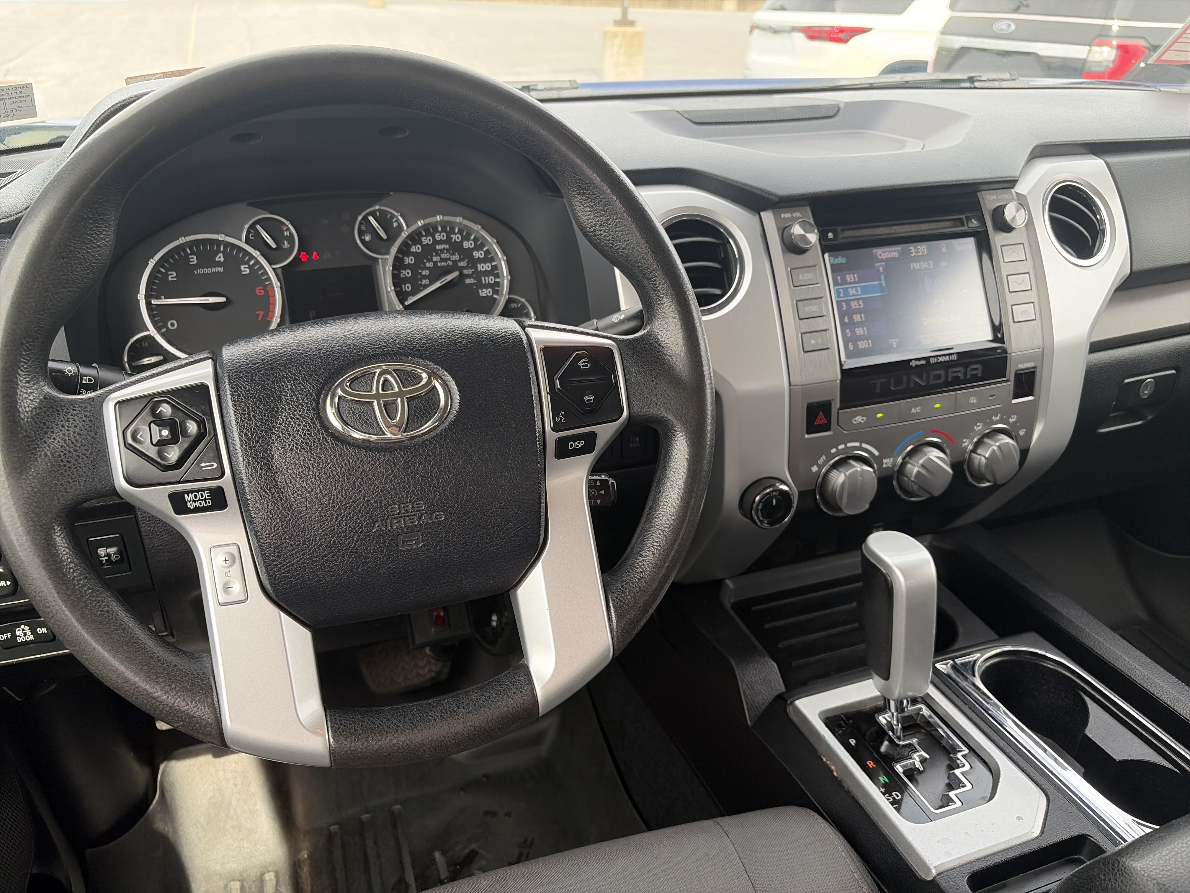 Used 2014 Toyota Tundra SR5 w/ SR5 Upgrade Package AWD/4WD image 7