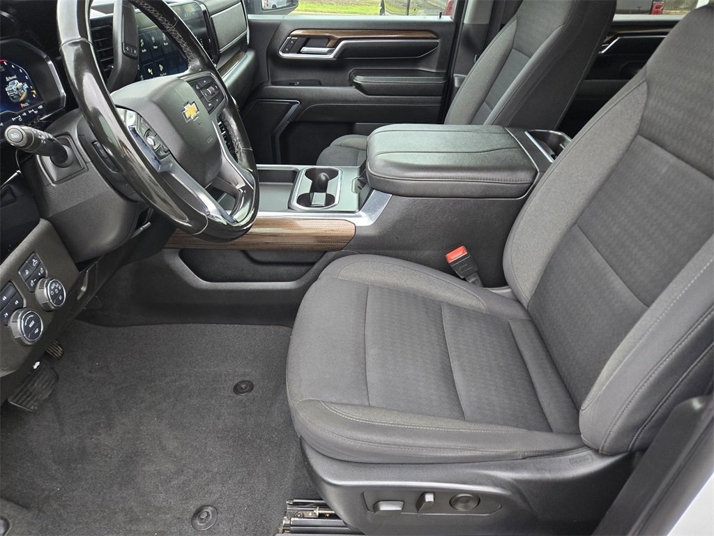 Used 2024 Chevrolet Silverado 2500 LT image 13
