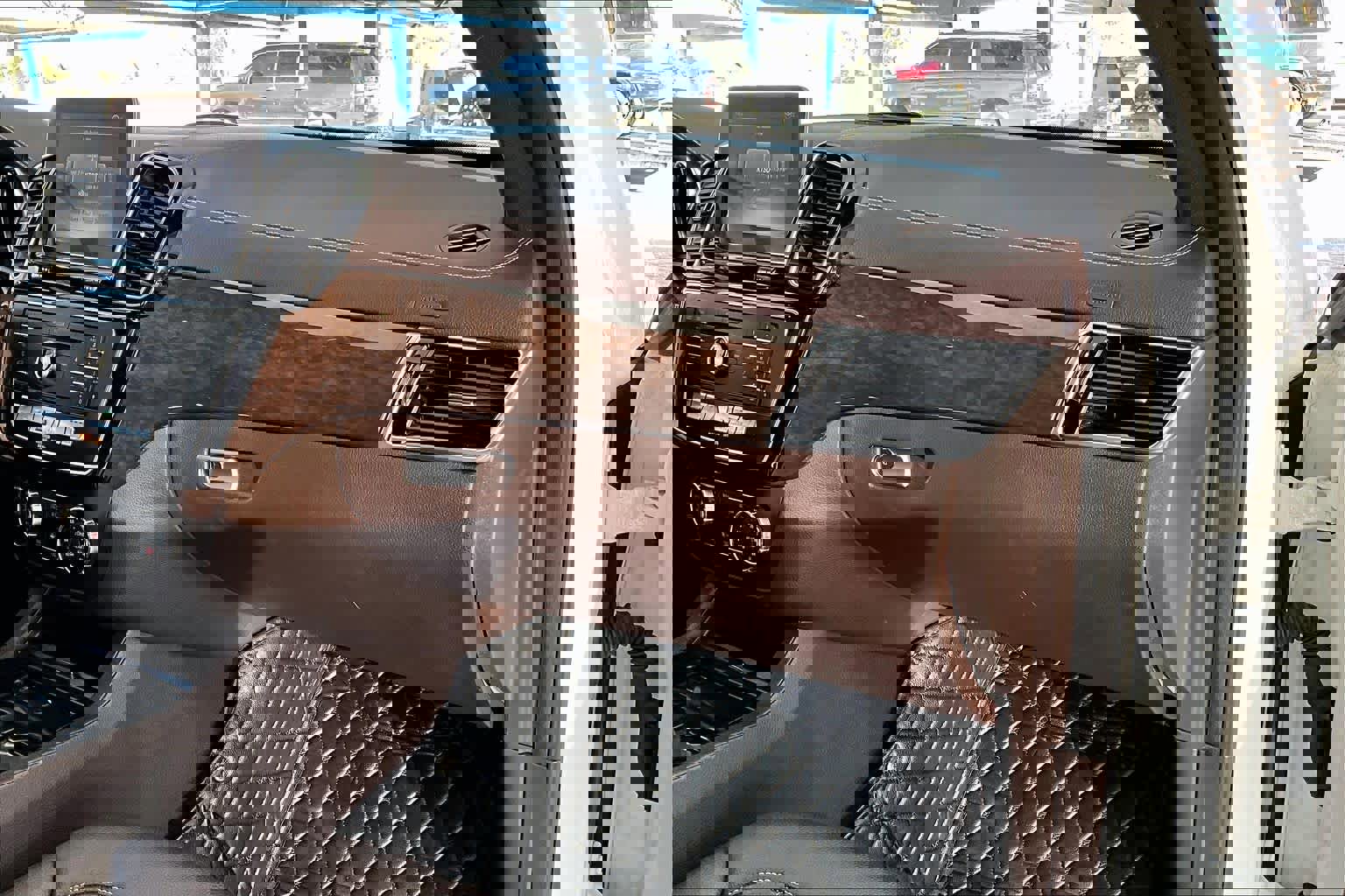 Used 2019 Mercedes-Benz GLS 450 4MATIC image 19