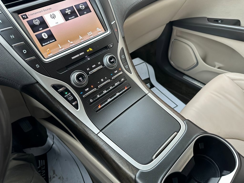 Used 2017 Lincoln MKX Select w/ Select Plus Package image 7