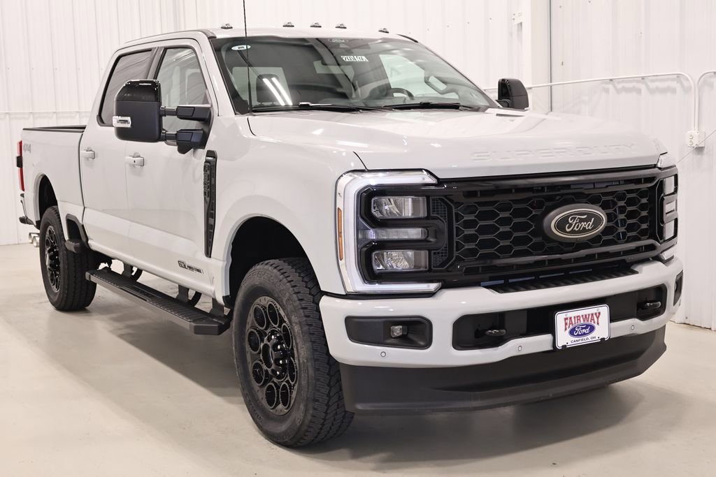 New 2026 Ford F350 Lariat w/ Black Appearance Package image 3