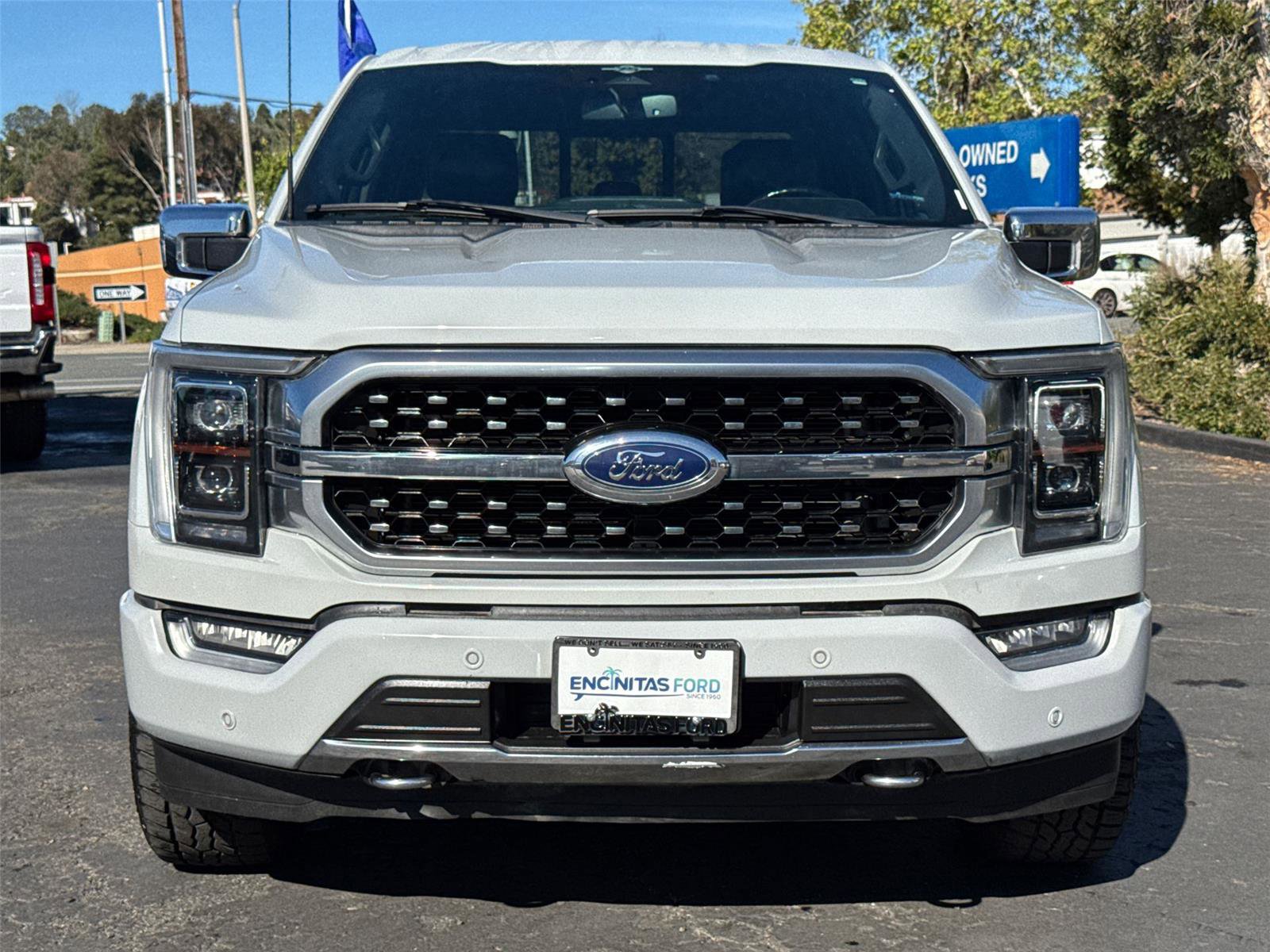 Used 2023 Ford F150 Platinum image 5