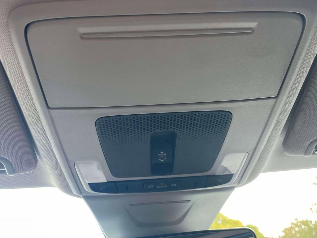 Certified 2024 Honda Civic Touring image 31