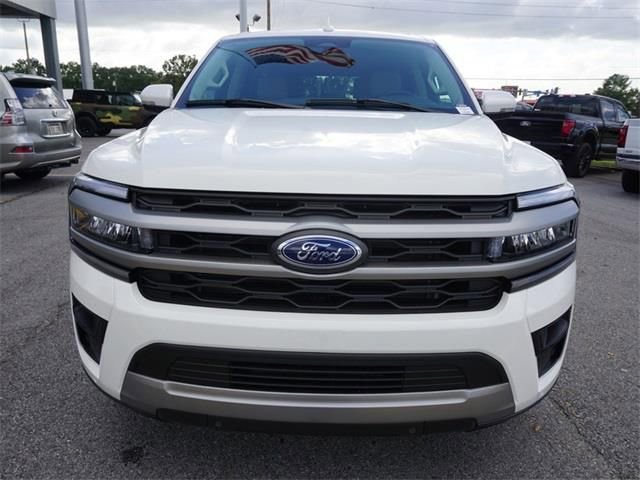 New 2024 Ford Expedition Max XLT image 2