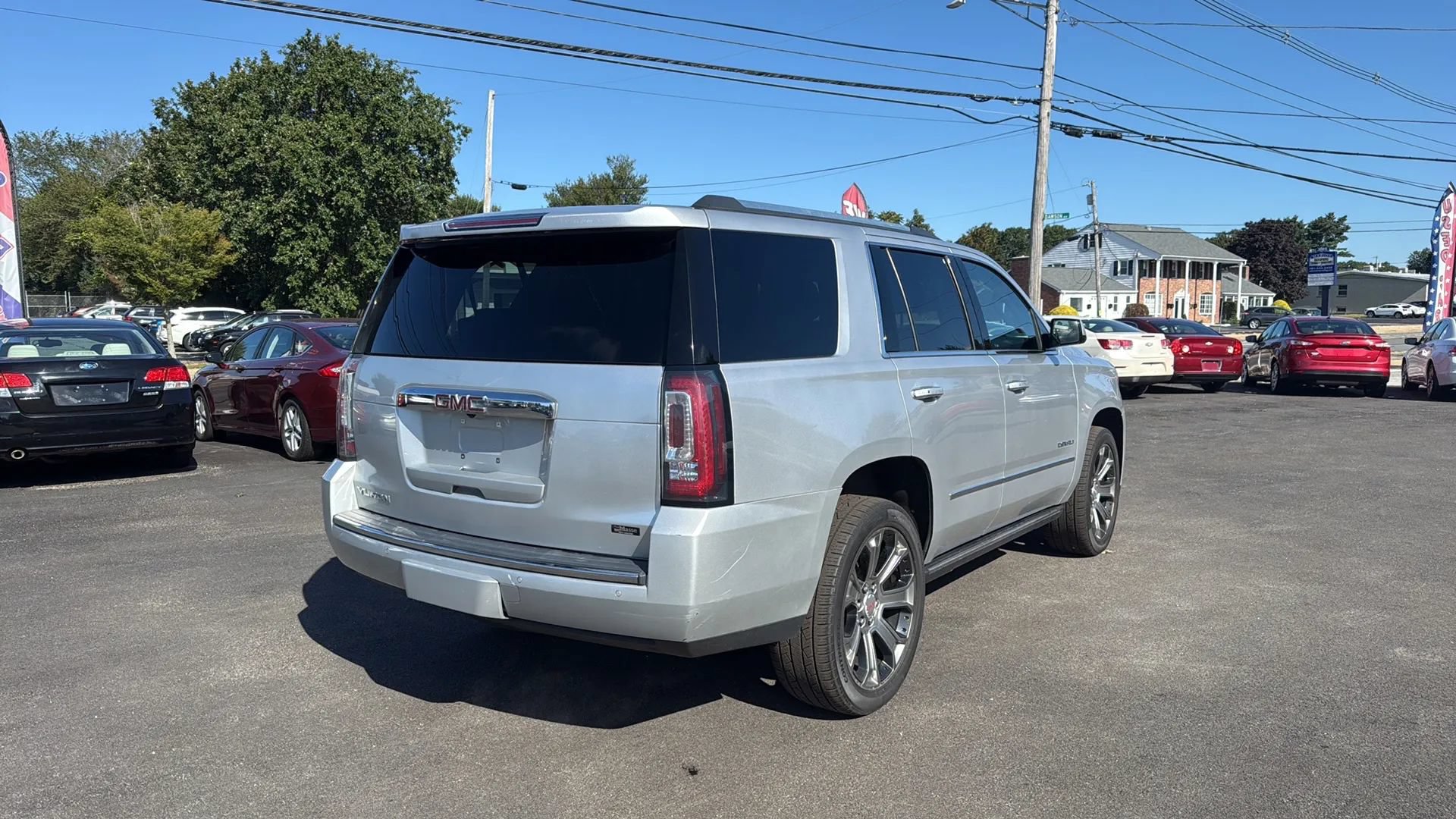 Used 2018 GMC Yukon Denali AWD/4WD image 7