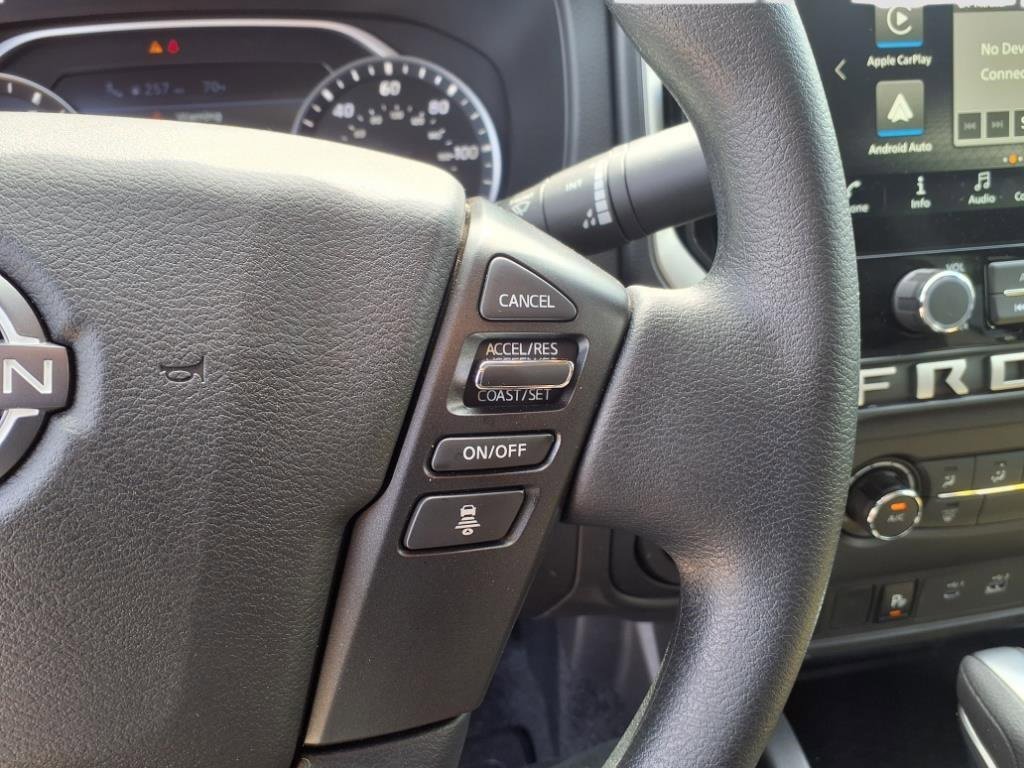 Used 2025 Nissan Frontier SV image 17