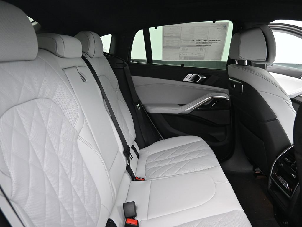 New 2026 BMW X6 M60i image 25