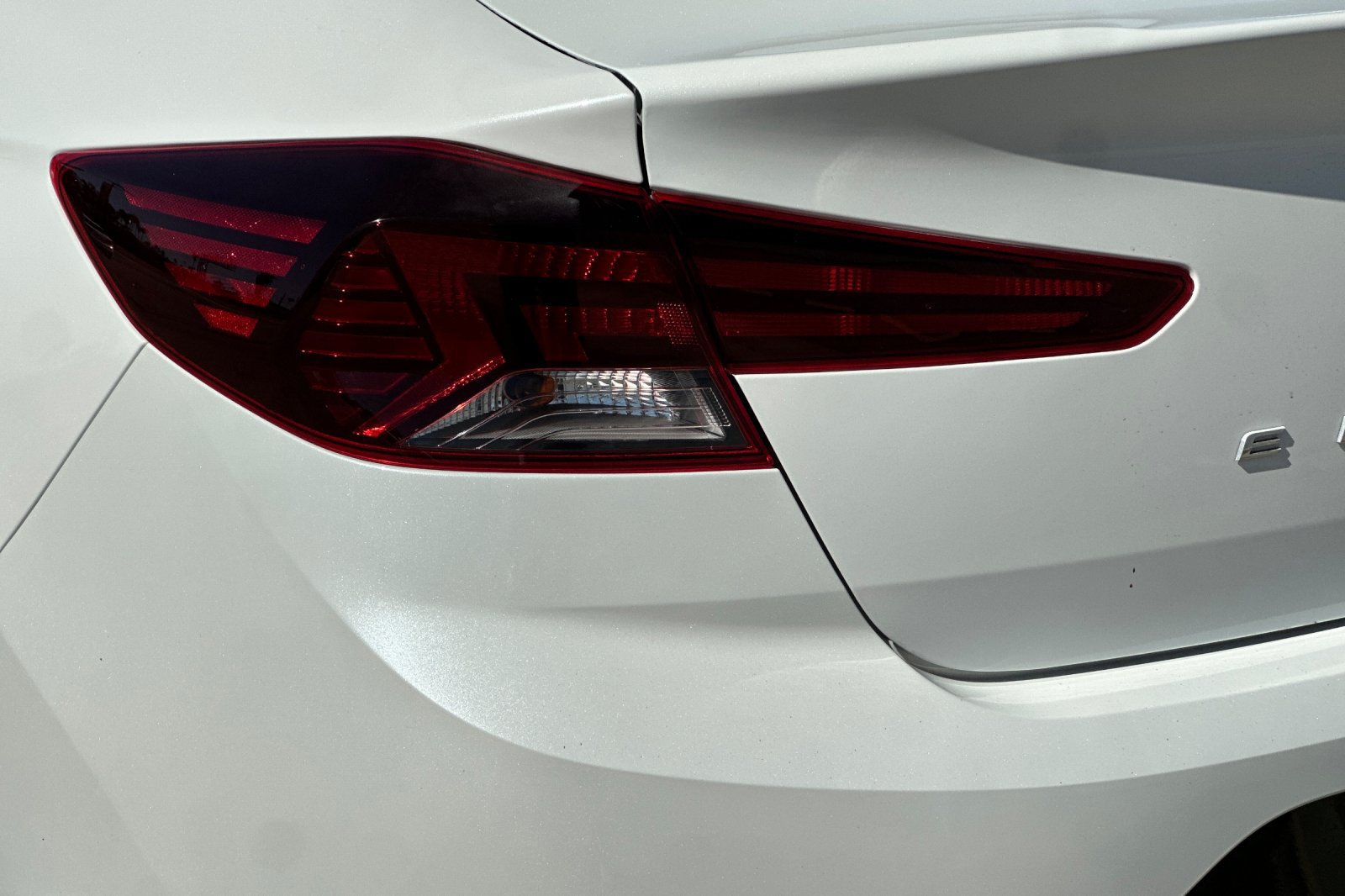 Used 2020 Hyundai Elantra SEL w/ Cargo Package (C1) FWD image 23