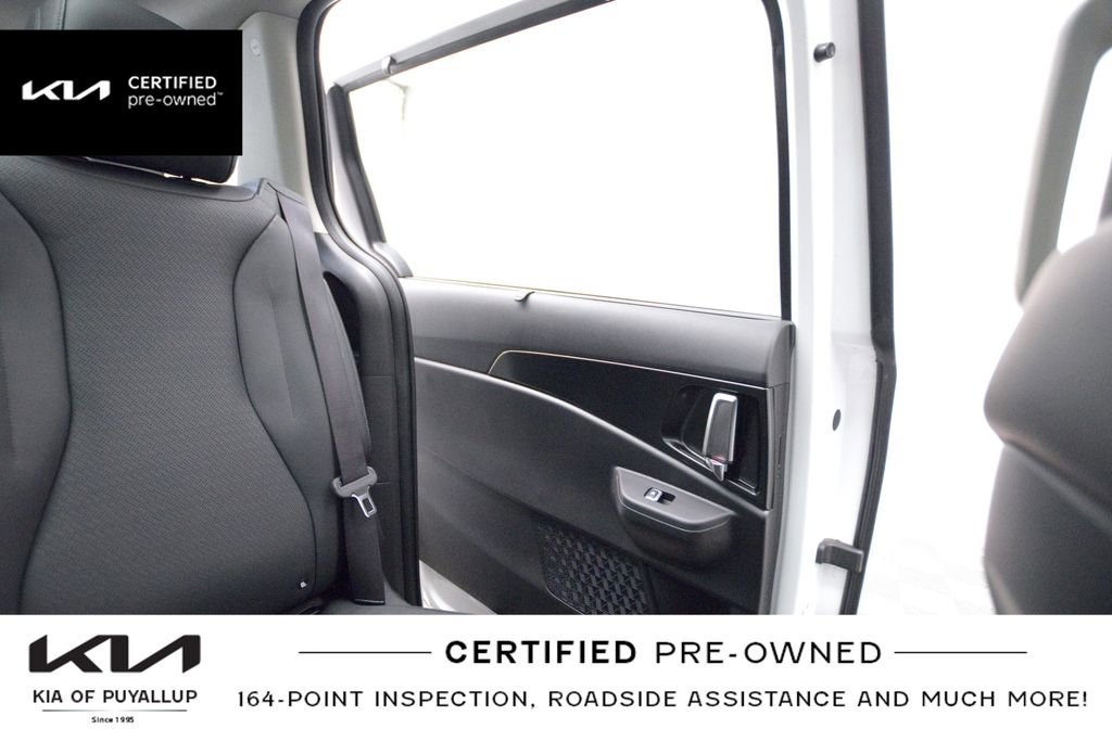 Certified 2025 Kia Carnival SX Prestige image 12