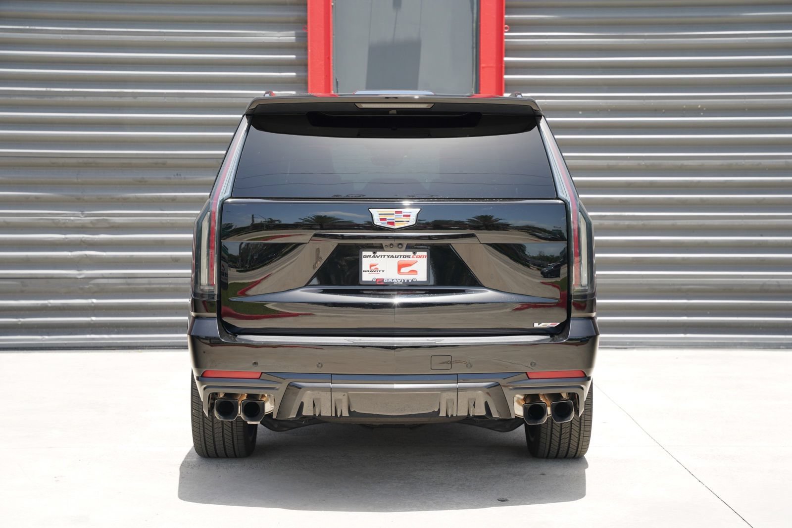 Used 2025 Cadillac Escalade V AWD/4WD image 13