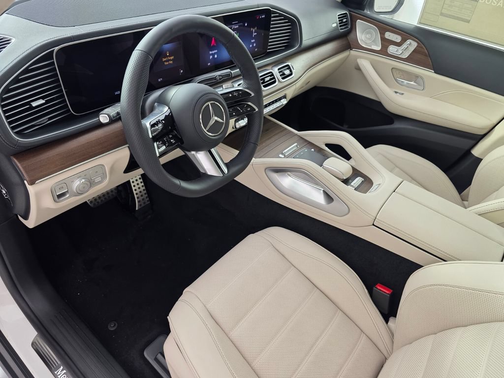 New 2026 Mercedes-Benz GLS 450 4MATIC image 7