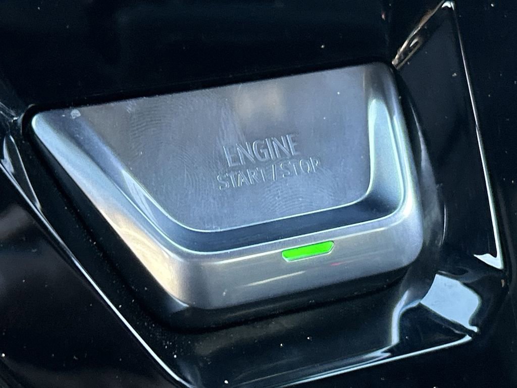 Used 2025 GMC Sierra 1500 AT4 w/ Technology Package image 17